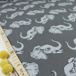 Bio Jersey Majestic Elephant In Granit Grau Von Bloome Copenhagen