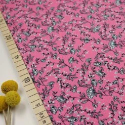 Bio Jersey Stoff Blumenmotiv Nelke Rosa