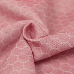 Bio Double Gauze Hexagon In Lanterne Rouge Von Amandine Cha -Textile Fabrics Double Gauze Hexagon in Lanterne Rouge 1782 1