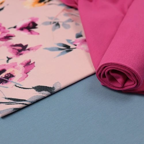 Bio Jersey Motiv Hibiskus Von Stoffonkel In Rosa 5 Bio Jersey Motiv Hibiskus Von Stoffonkel In Rosa – Bild 3