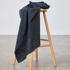 SOTA SHEER In Anchor Von Meet Milk